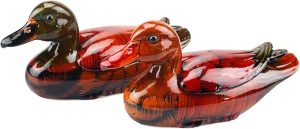 pareja de patos de resina